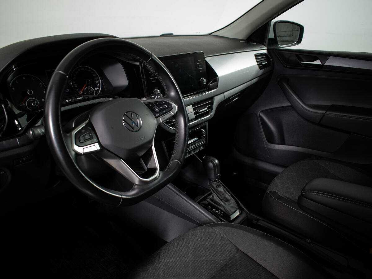 Купить Volkswagen Polo с пробегом. Фото: #11