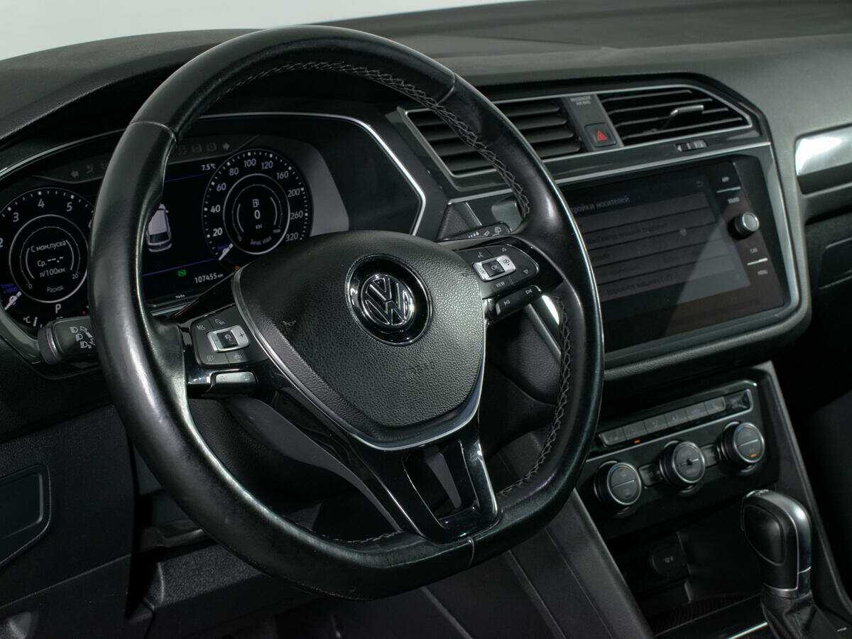 Купить Volkswagen Tiguan с пробегом. Фото: #16