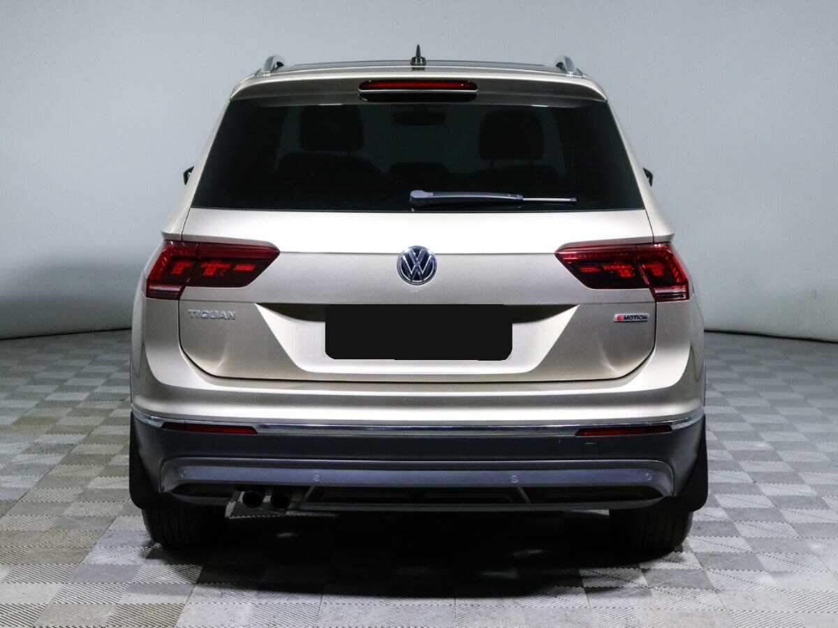 Купить Volkswagen Tiguan с пробегом. Фото: #5