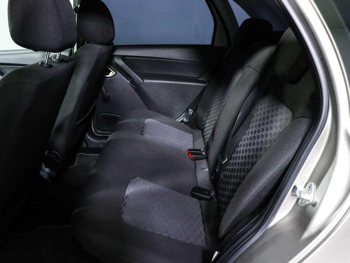 Купить Lada (ВАЗ) Granta с пробегом. Фото: #7