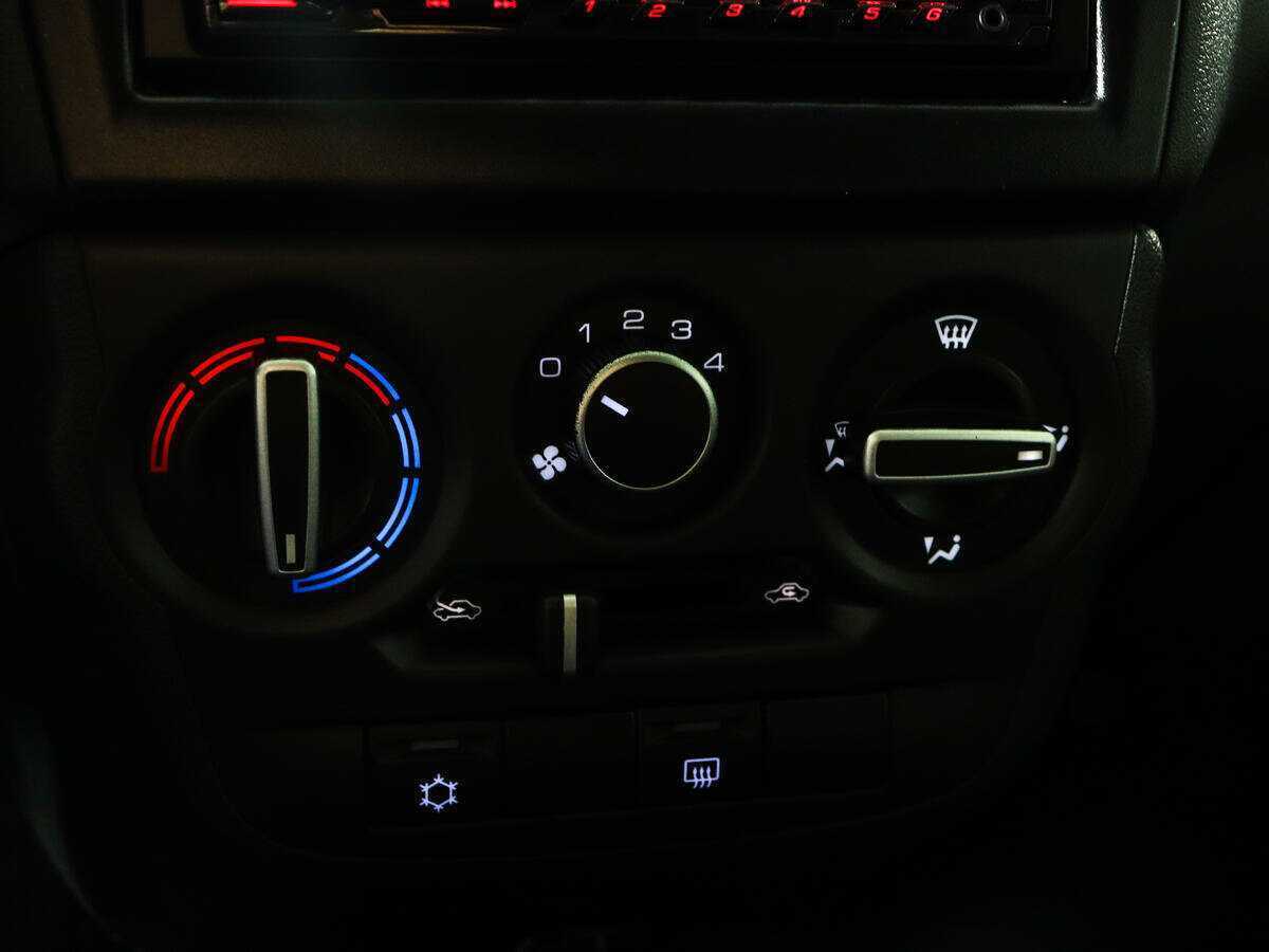 Купить Lada (ВАЗ) Granta с пробегом. Фото: #13