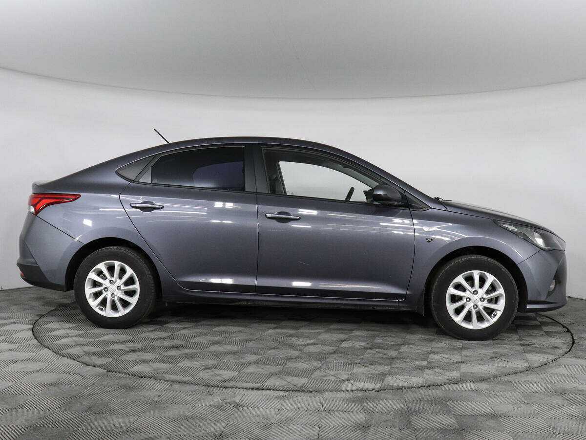 Купить Hyundai Solaris с пробегом. Фото: #3