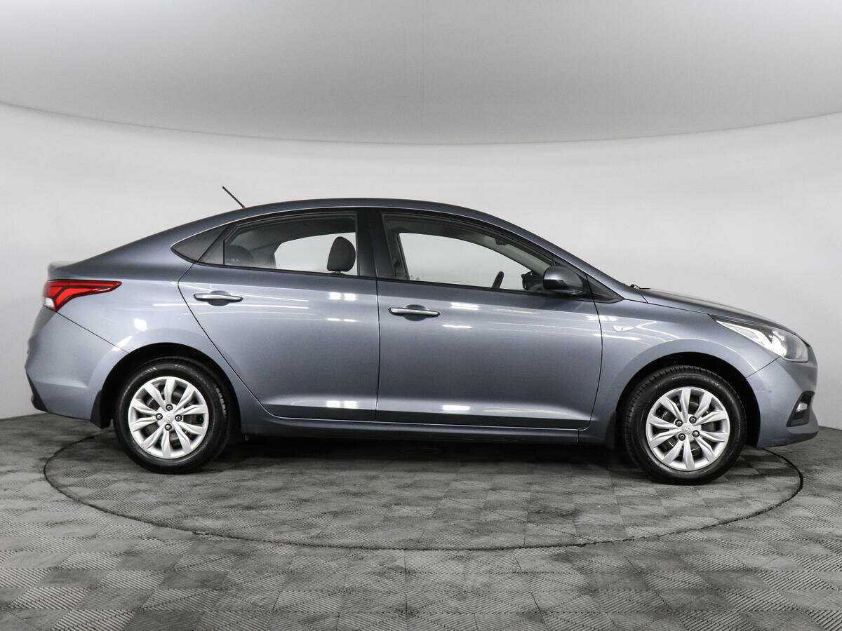 Купить Hyundai Solaris с пробегом. Фото: #3