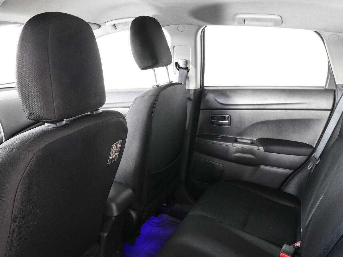 Купить Mitsubishi ASX с пробегом. Фото: #11