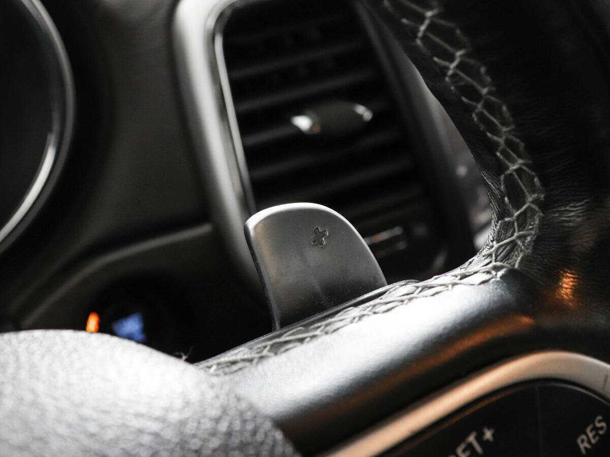 Купить Jeep Grand Cherokee с пробегом. Фото: #13