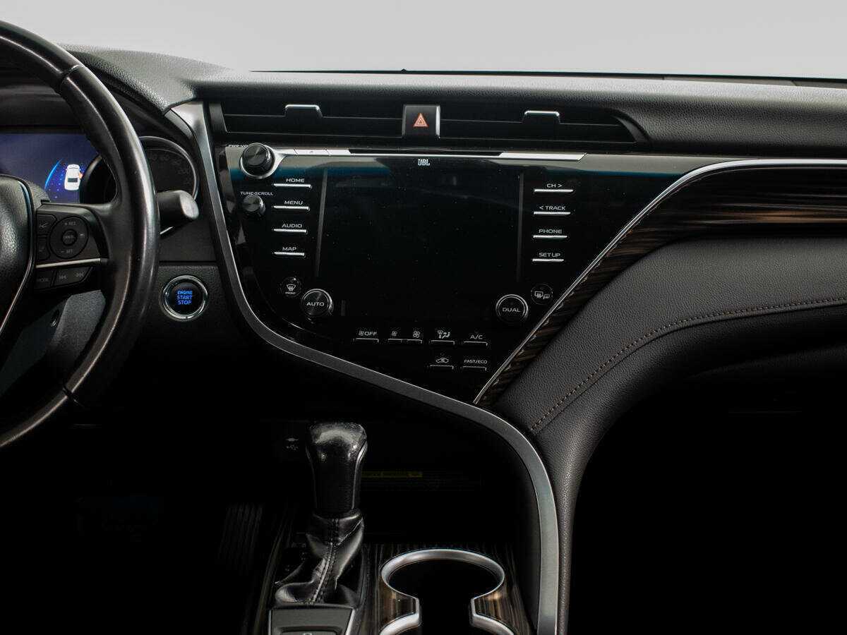 Купить Toyota Camry с пробегом. Фото: #7