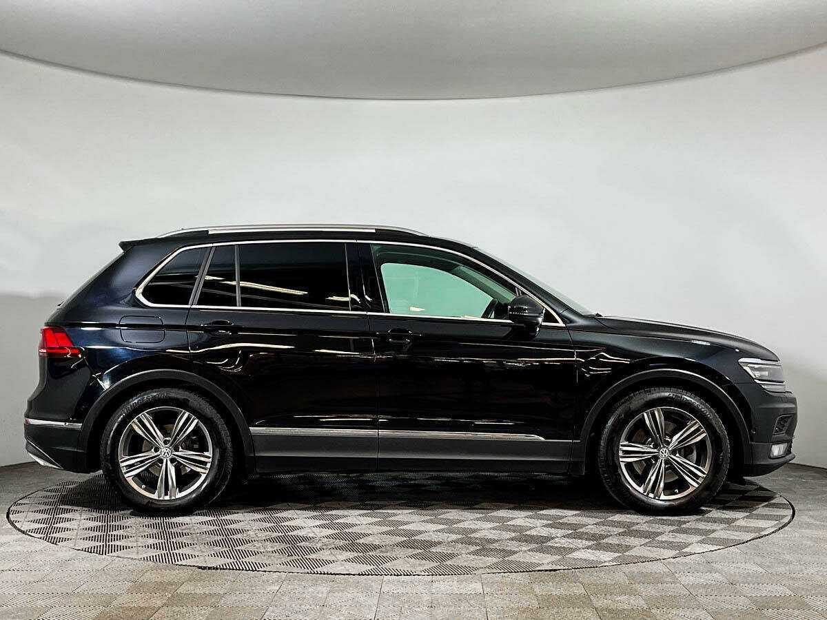 Купить Volkswagen Tiguan с пробегом. Фото: #3