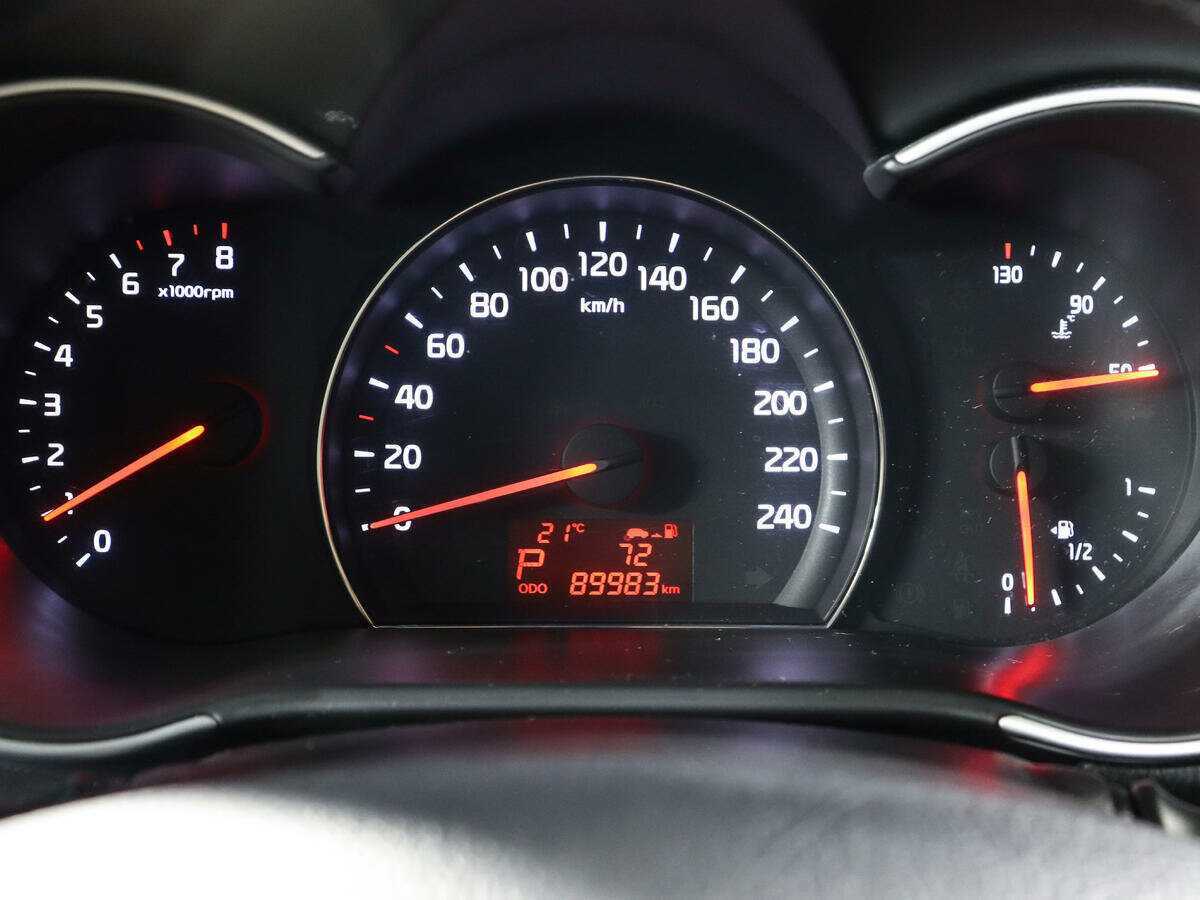 Купить Kia Sorento с пробегом. Фото: #10