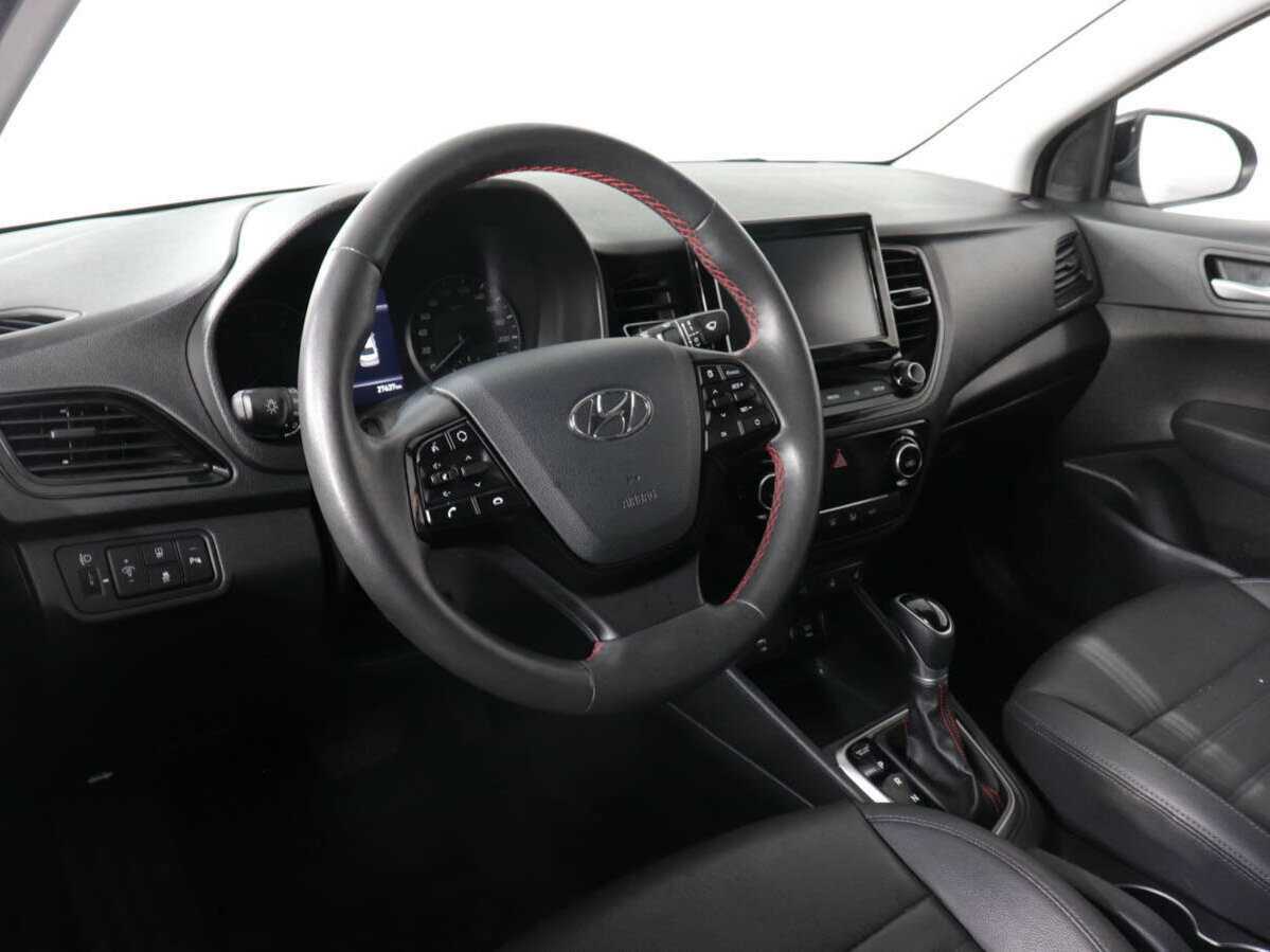 Купить Hyundai Solaris с пробегом. Фото: #8