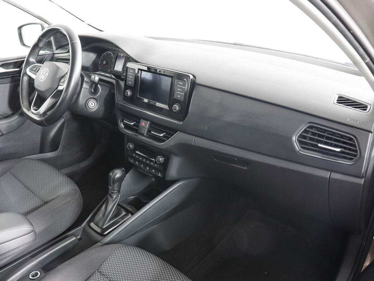 Купить Volkswagen Polo с пробегом. Фото: #9