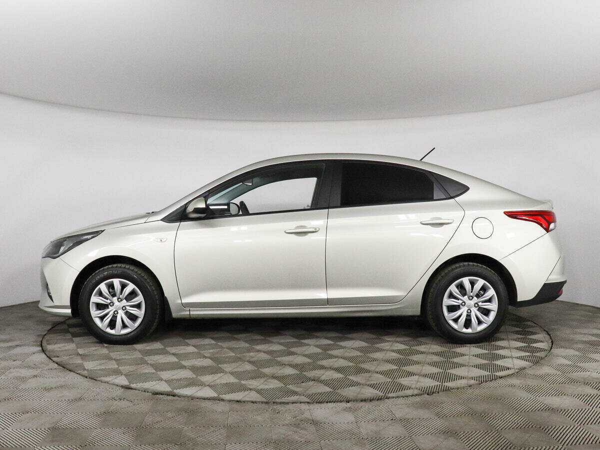 Купить Hyundai Solaris с пробегом. Фото: #7