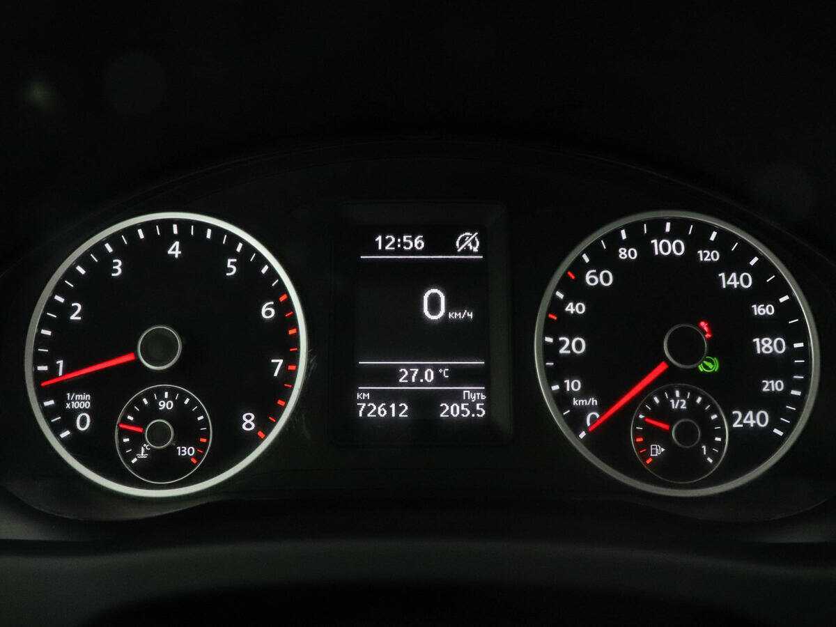 Купить Volkswagen Tiguan с пробегом. Фото: #10