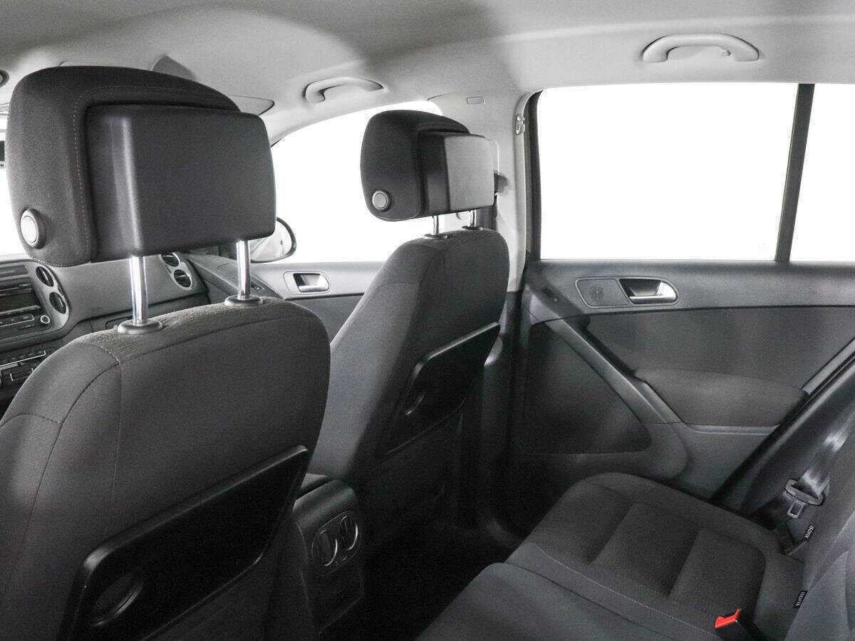 Купить Volkswagen Tiguan с пробегом. Фото: #11
