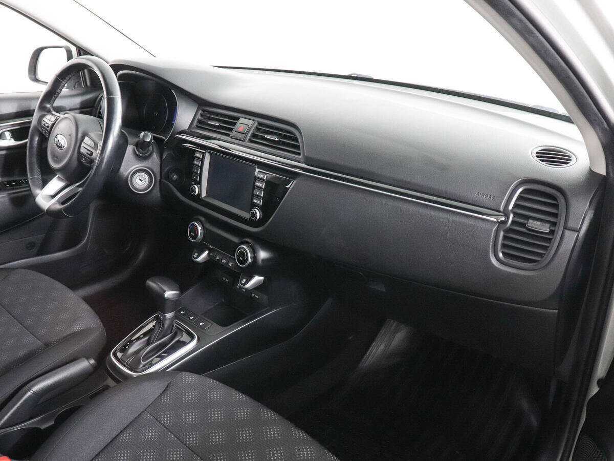 Купить Kia Rio с пробегом. Фото: #9