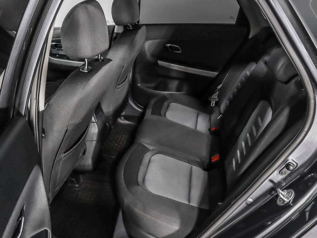 Купить Kia Ceed с пробегом. Фото: #9