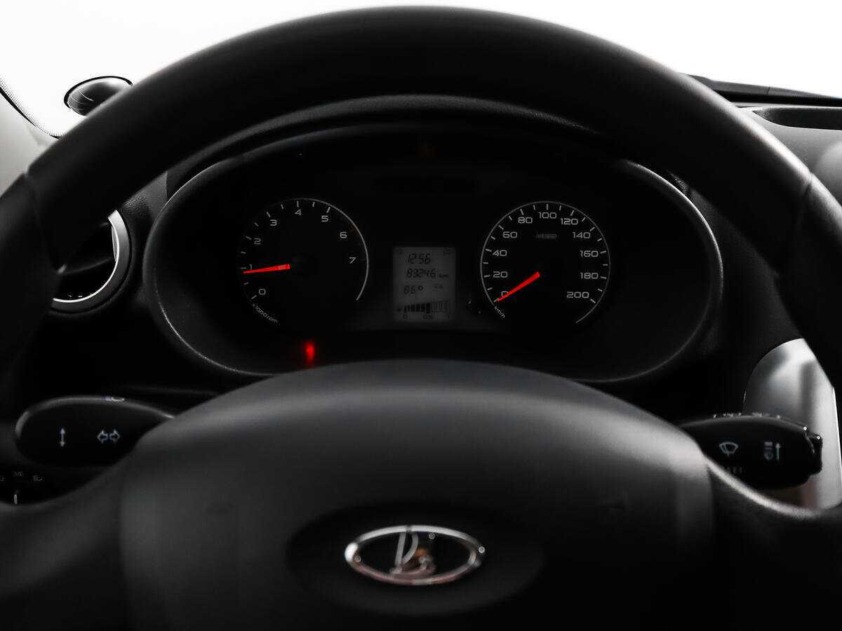 Купить Lada (ВАЗ) Granta с пробегом. Фото: #12