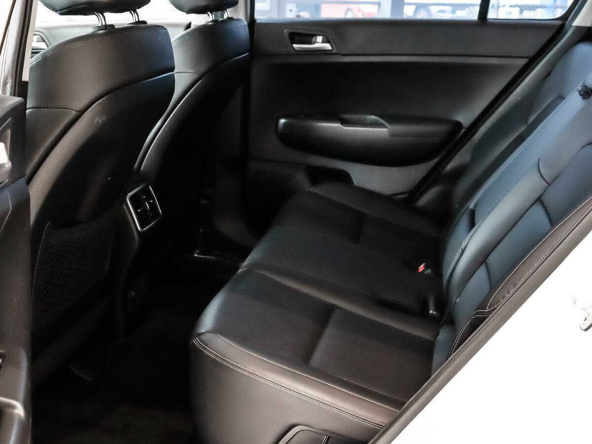Купить Kia Sportage с пробегом. Фото: #11