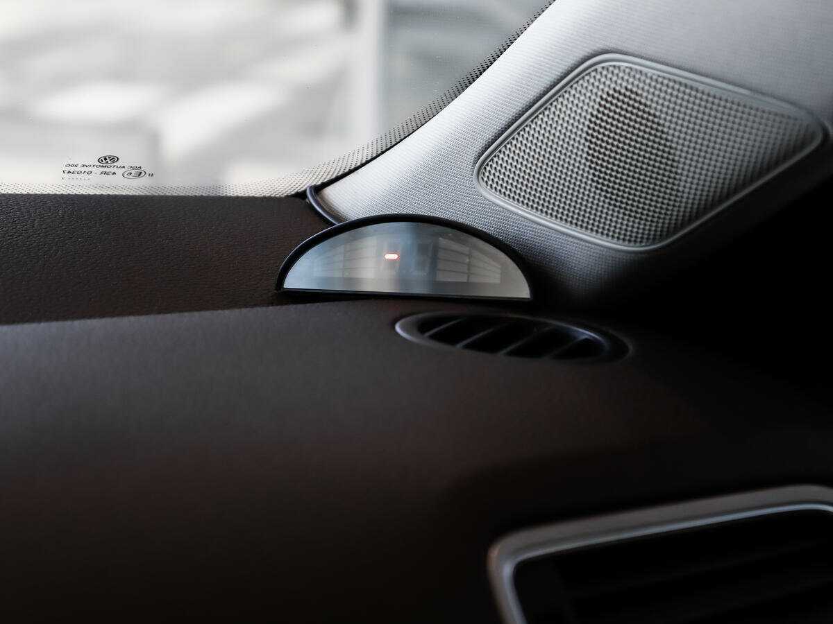 Купить Volkswagen Jetta с пробегом. Фото: #13