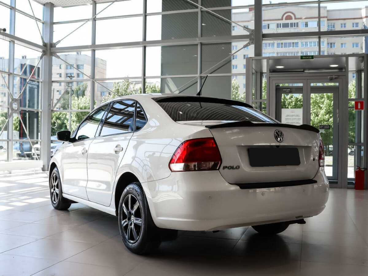 Купить Volkswagen Polo с пробегом. Фото: #3