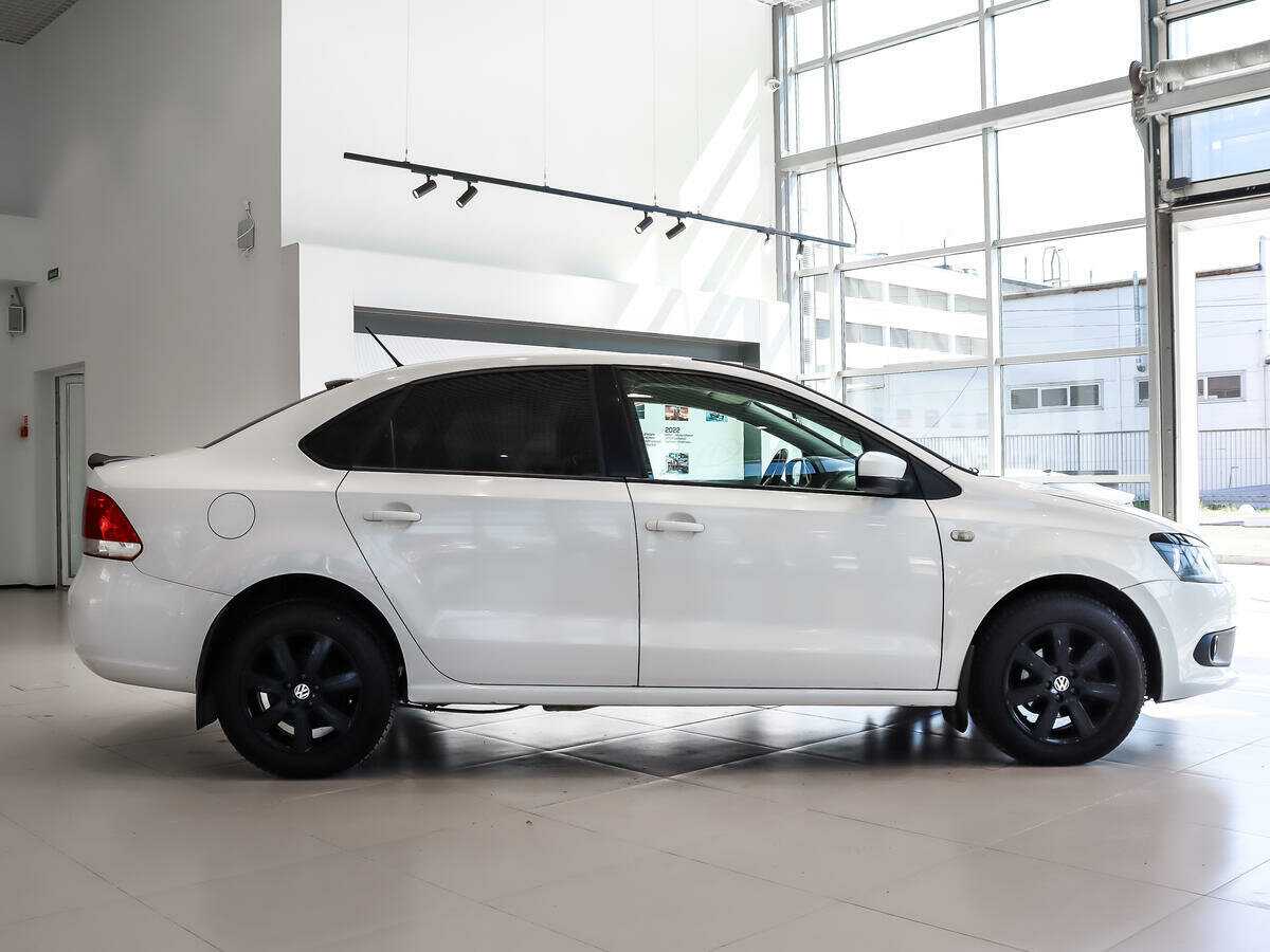 Купить Volkswagen Polo с пробегом. Фото: #5