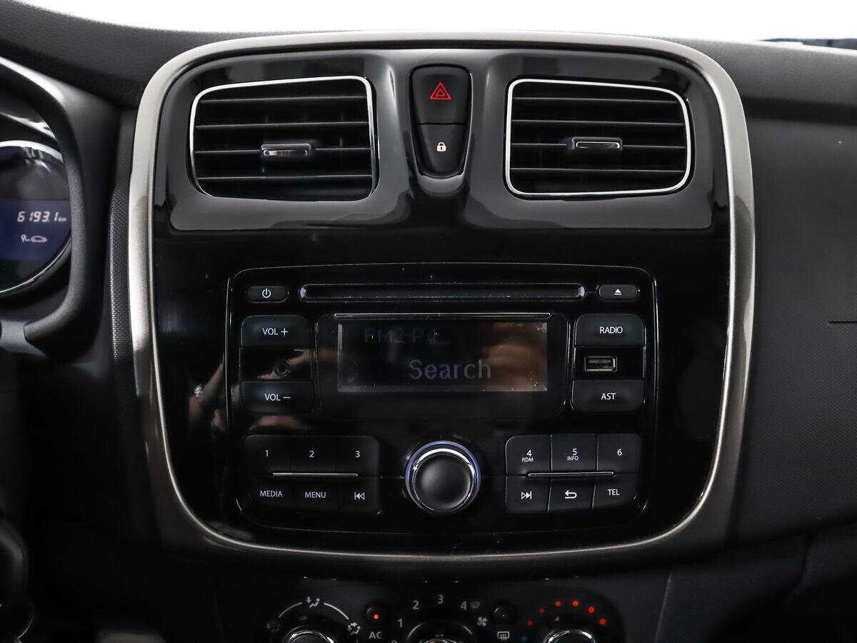 Продажа Б/У Рено Логан. Фото: #12