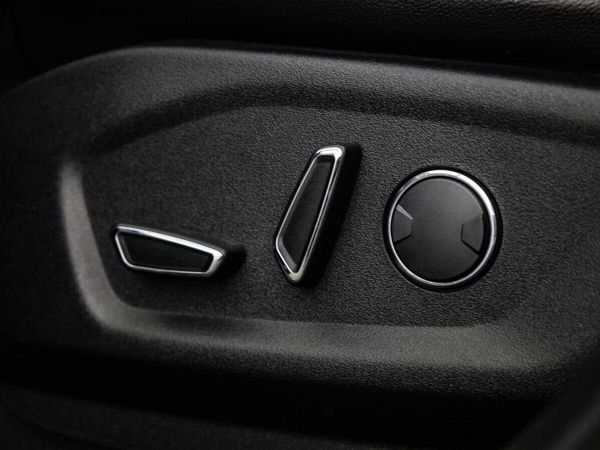 Купить Ford Explorer с пробегом. Фото: #13