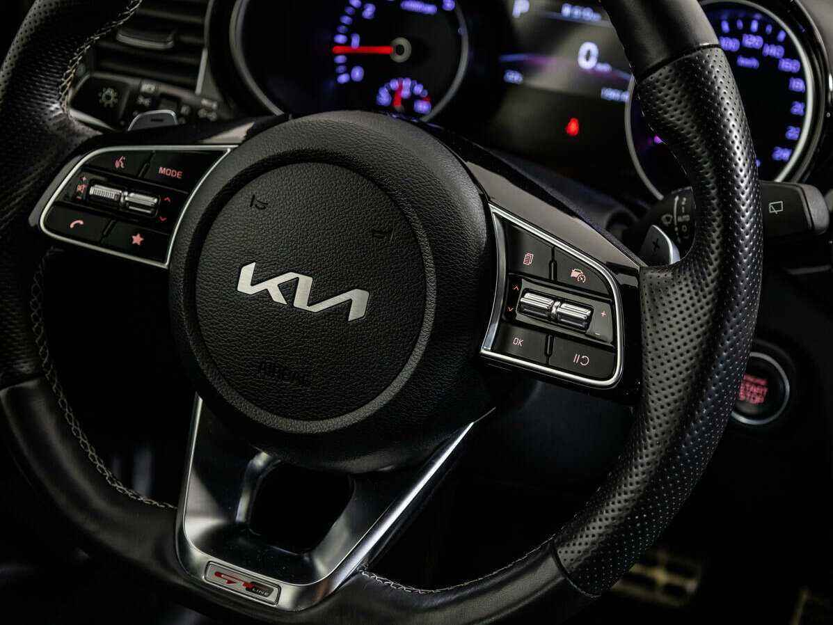 Купить Kia Ceed с пробегом. Фото: #20