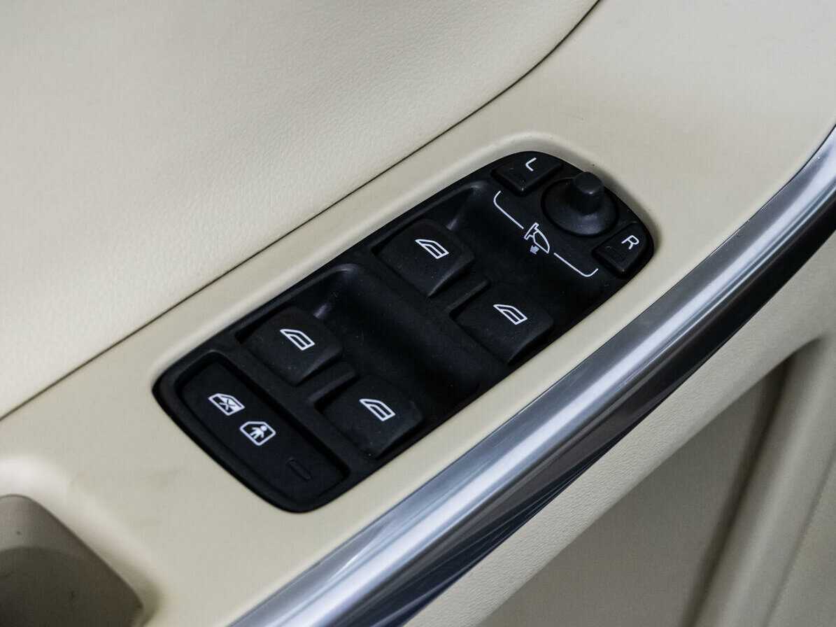 Продажа Б/У Вольво ИксЦ60. Фото: #11