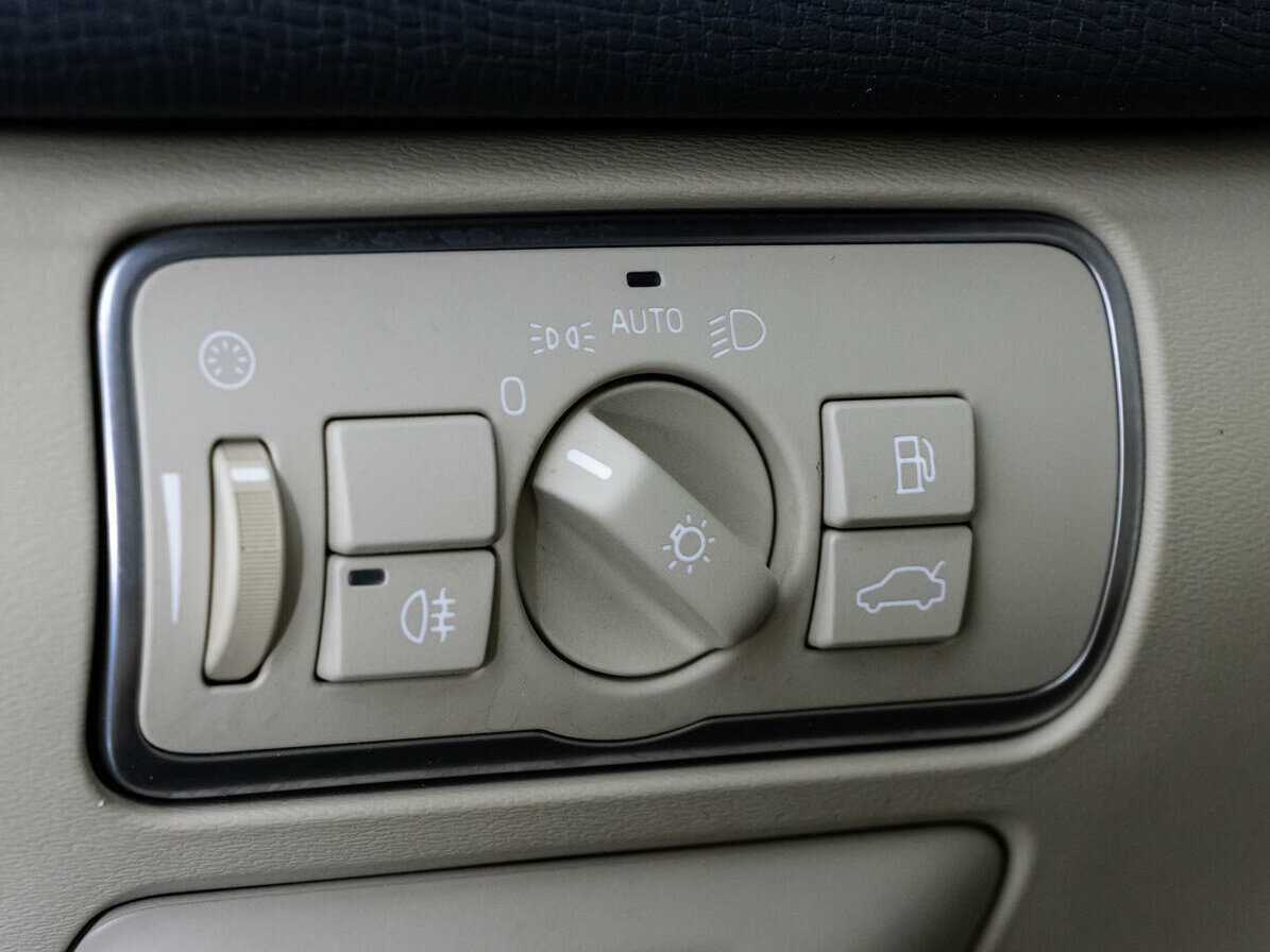 Продажа Б/У Вольво ИксЦ60. Фото: #12