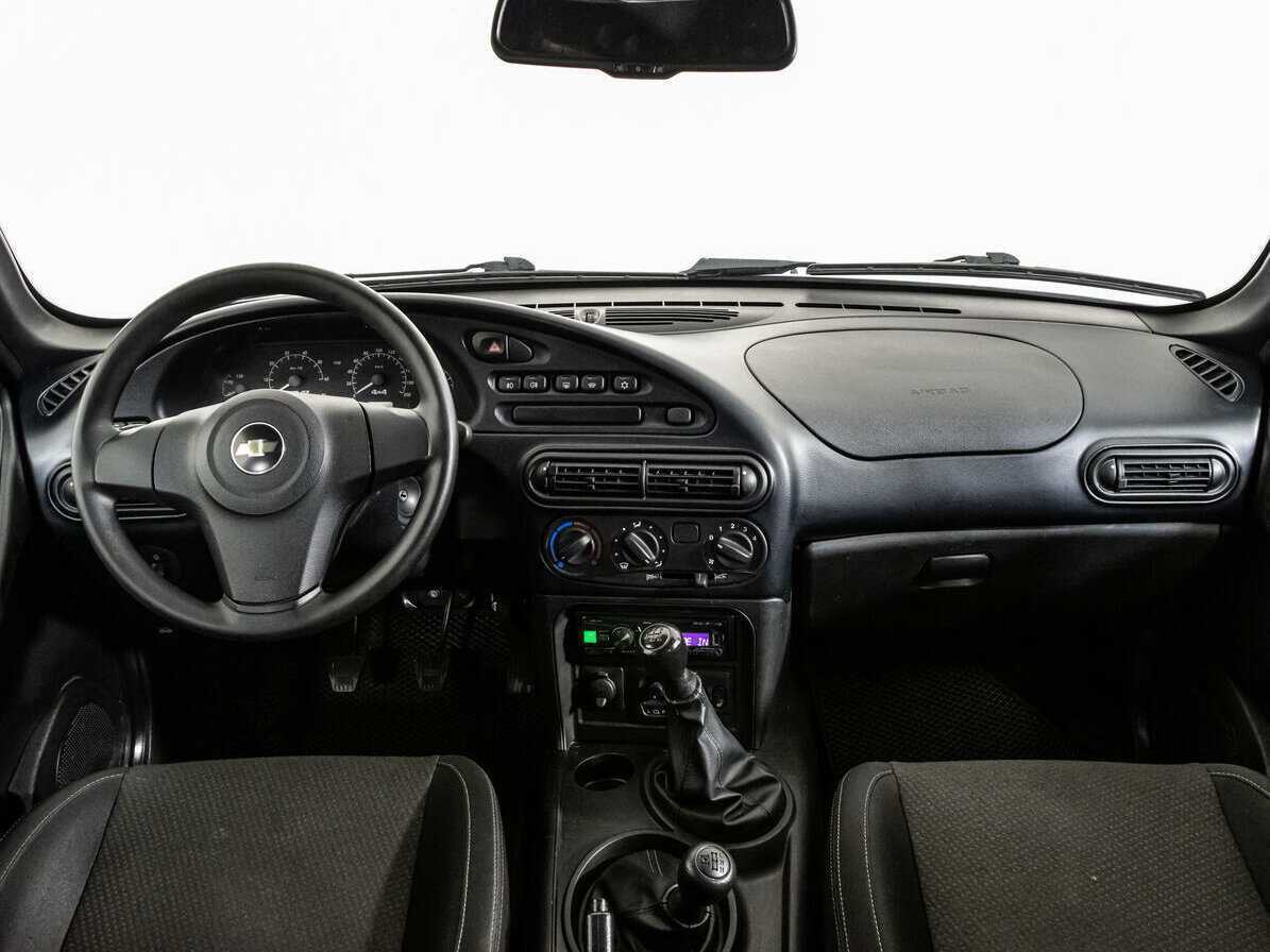 Купить Chevrolet Niva с пробегом. Фото: #12