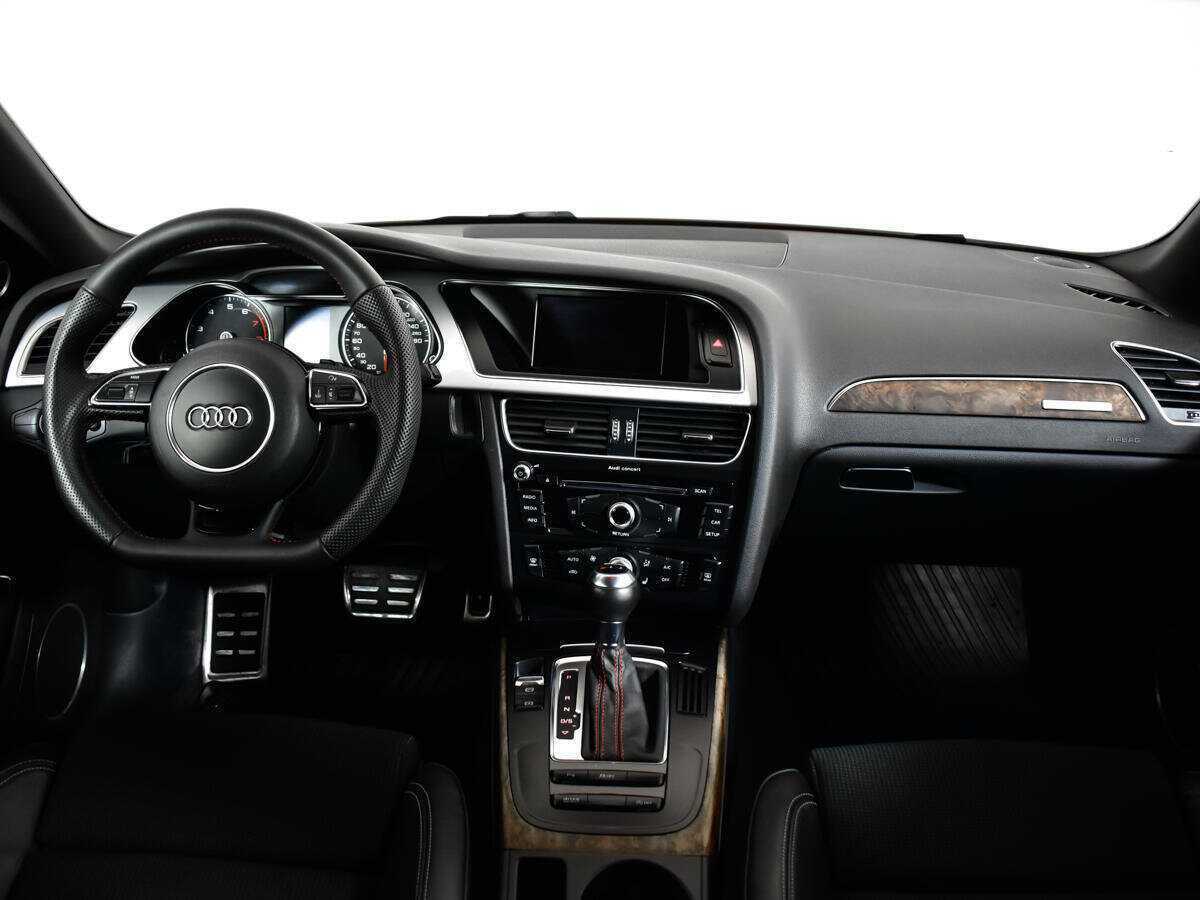 Купить Audi A4 с пробегом. Фото: #11