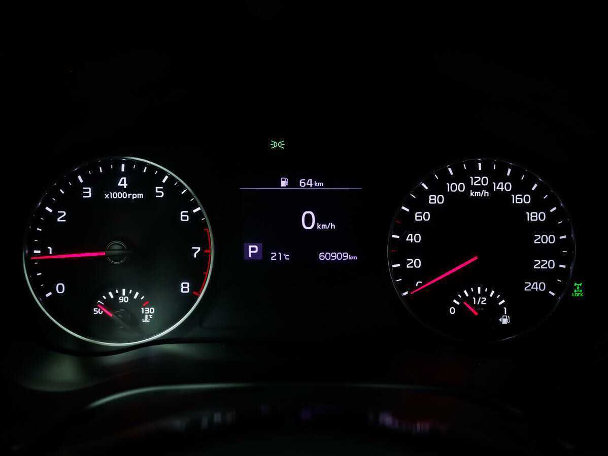 Купить Kia Seltos с пробегом. Фото: #16