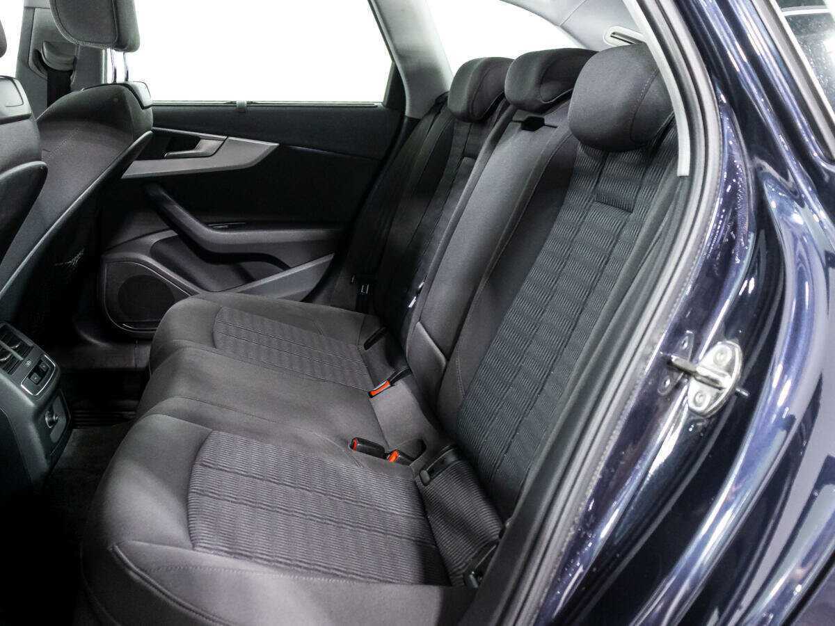 Купить Audi A4 с пробегом. Фото: #9