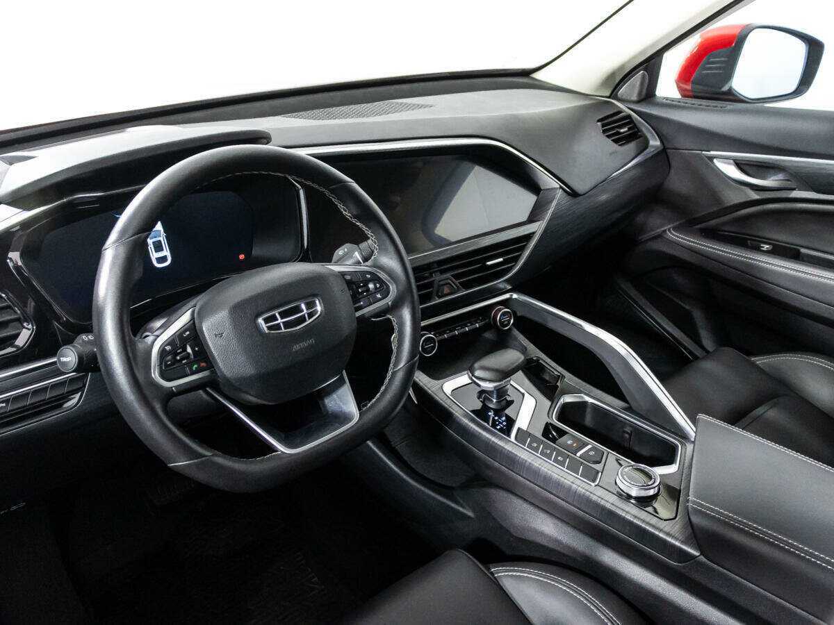 Купить Geely Tugella с пробегом. Фото: #10