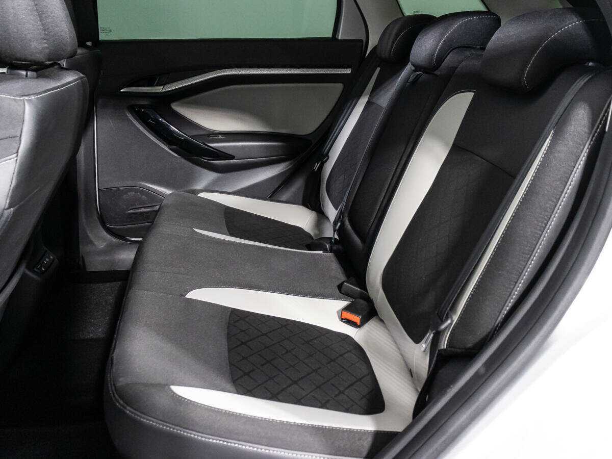 Купить Lada (ВАЗ) Vesta с пробегом. Фото: #9