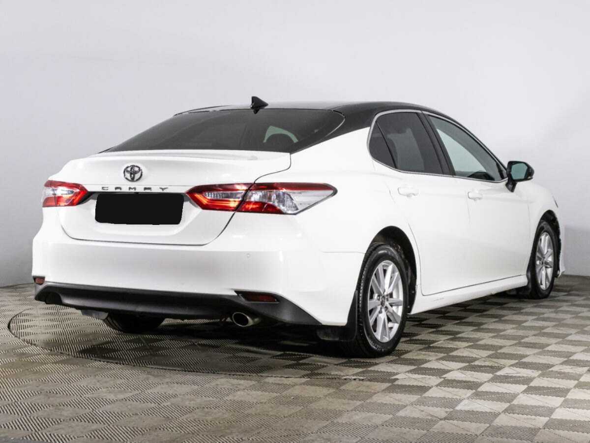 Купить Toyota Camry с пробегом. Фото: #4