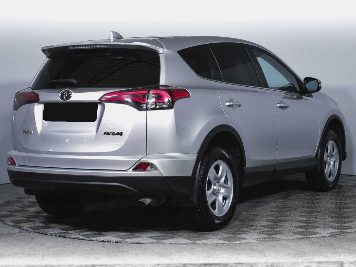 Купить Toyota RAV4 с пробегом. Фото: #4
