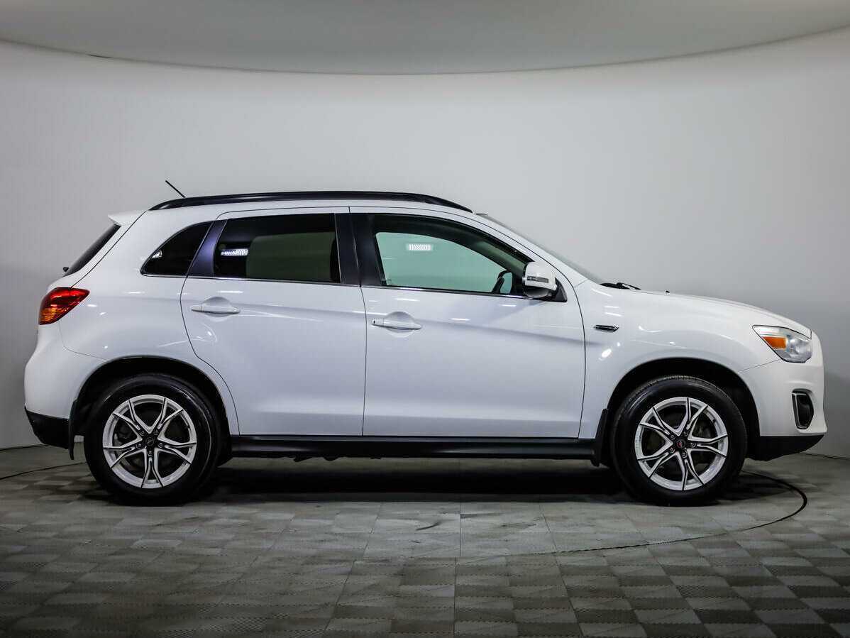 Купить Mitsubishi ASX с пробегом. Фото: #2