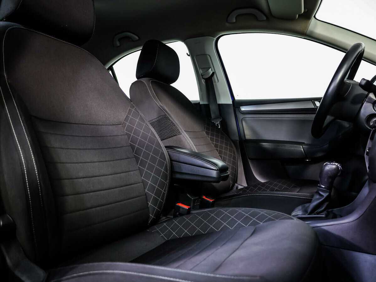 Купить Skoda Rapid с пробегом. Фото: #10