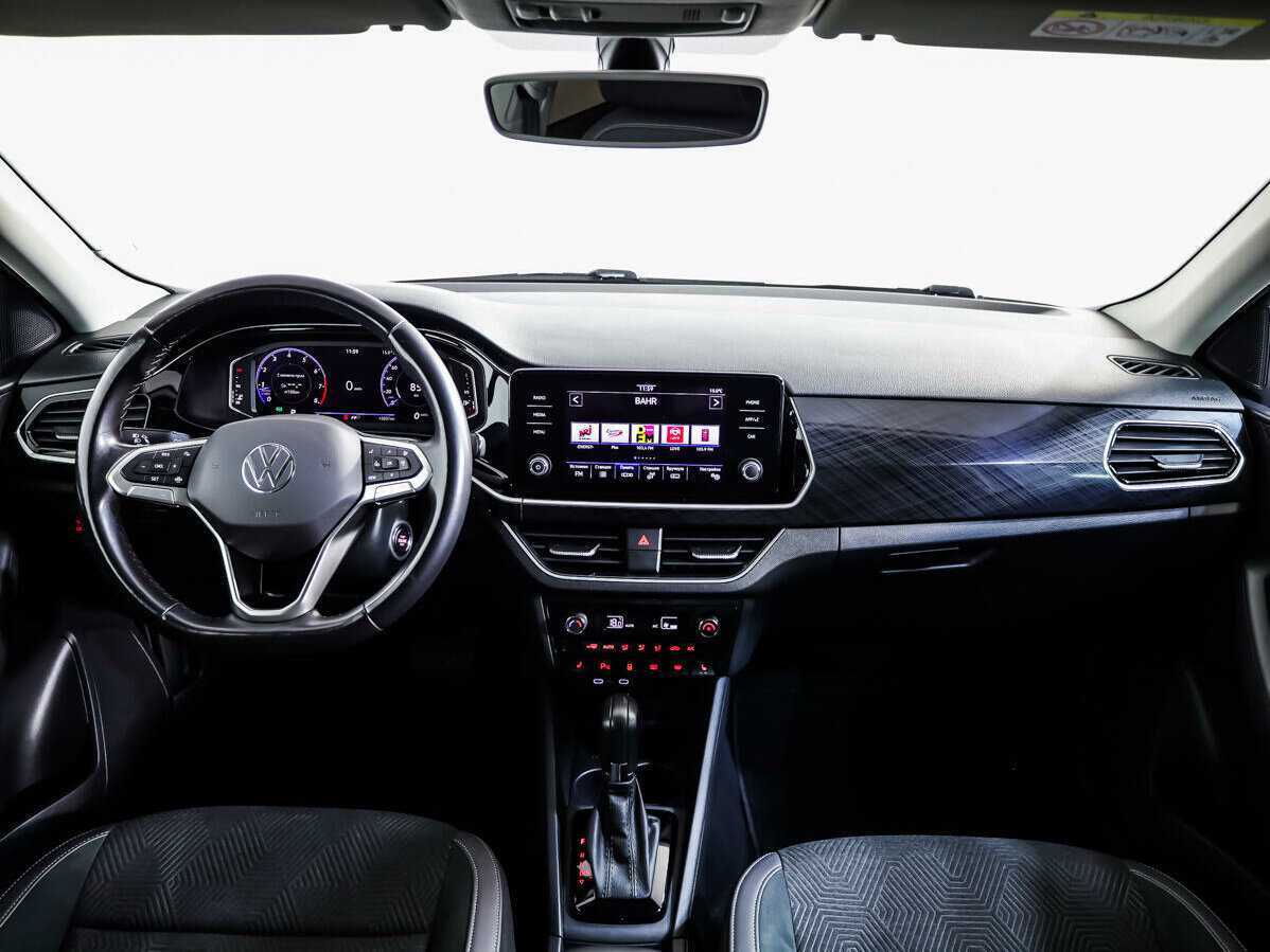 Купить Volkswagen Polo с пробегом. Фото: #8