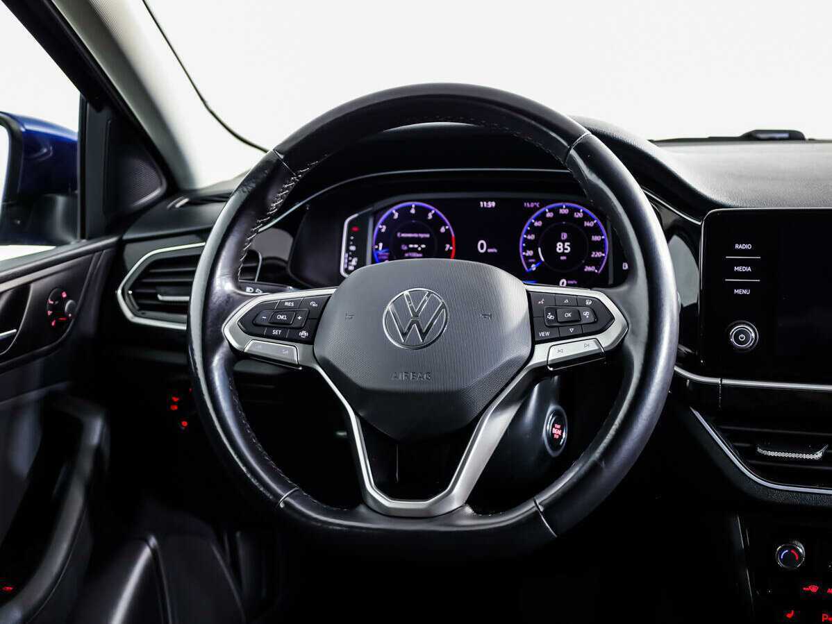 Купить Volkswagen Polo с пробегом. Фото: #9