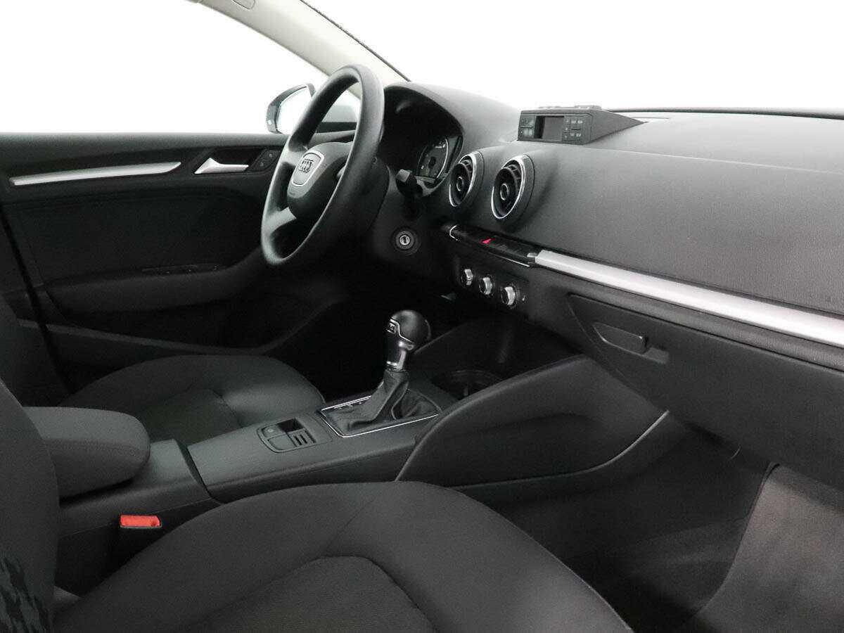 Купить Audi A3 с пробегом. Фото: #8
