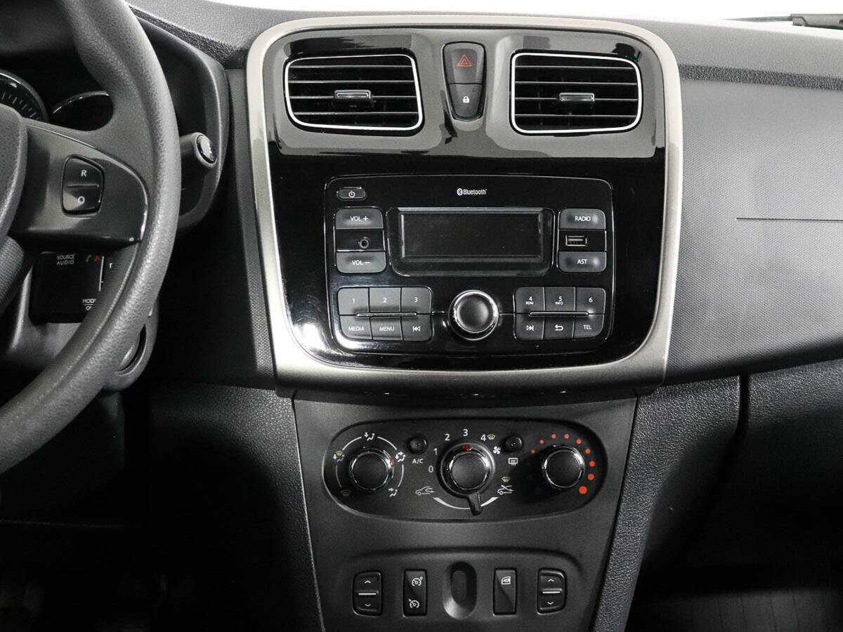 Продажа Б/У Рено Логан. Фото: #11