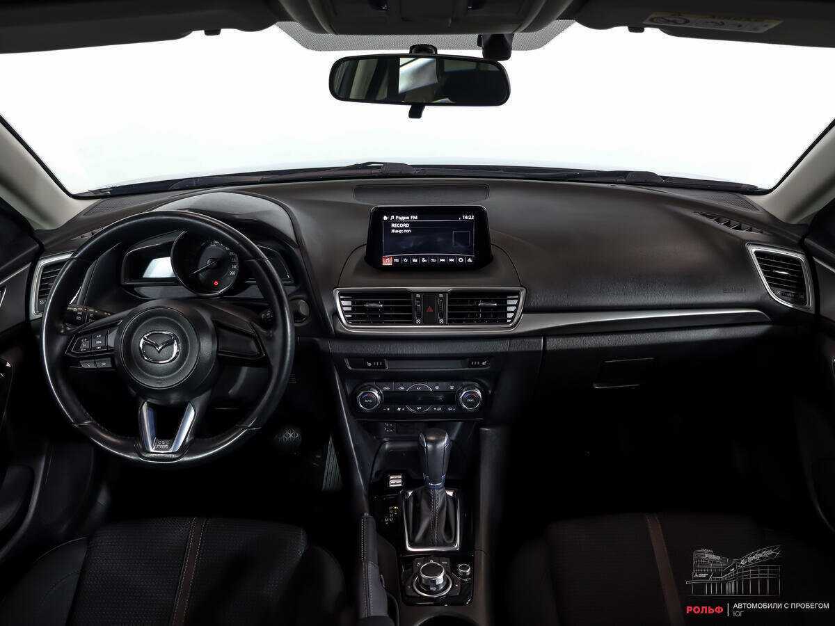 Купить Mazda 3 с пробегом. Фото: #9