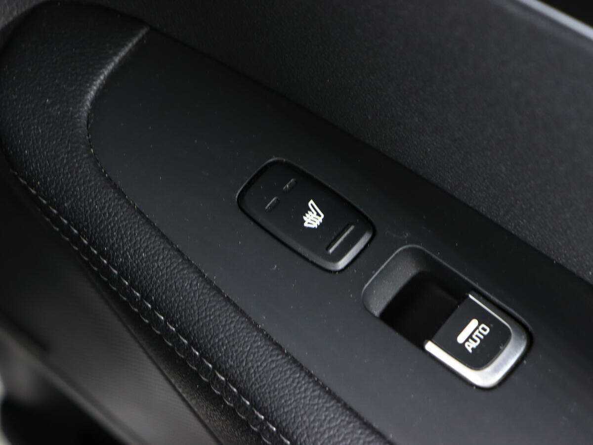 Купить Kia Sorento с пробегом. Фото: #16