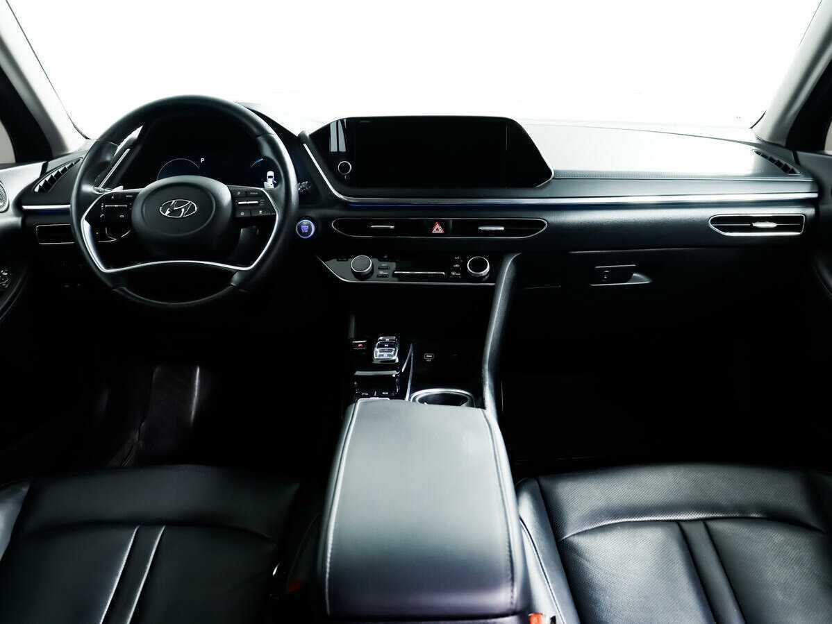 Купить Hyundai Sonata с пробегом. Фото: #10
