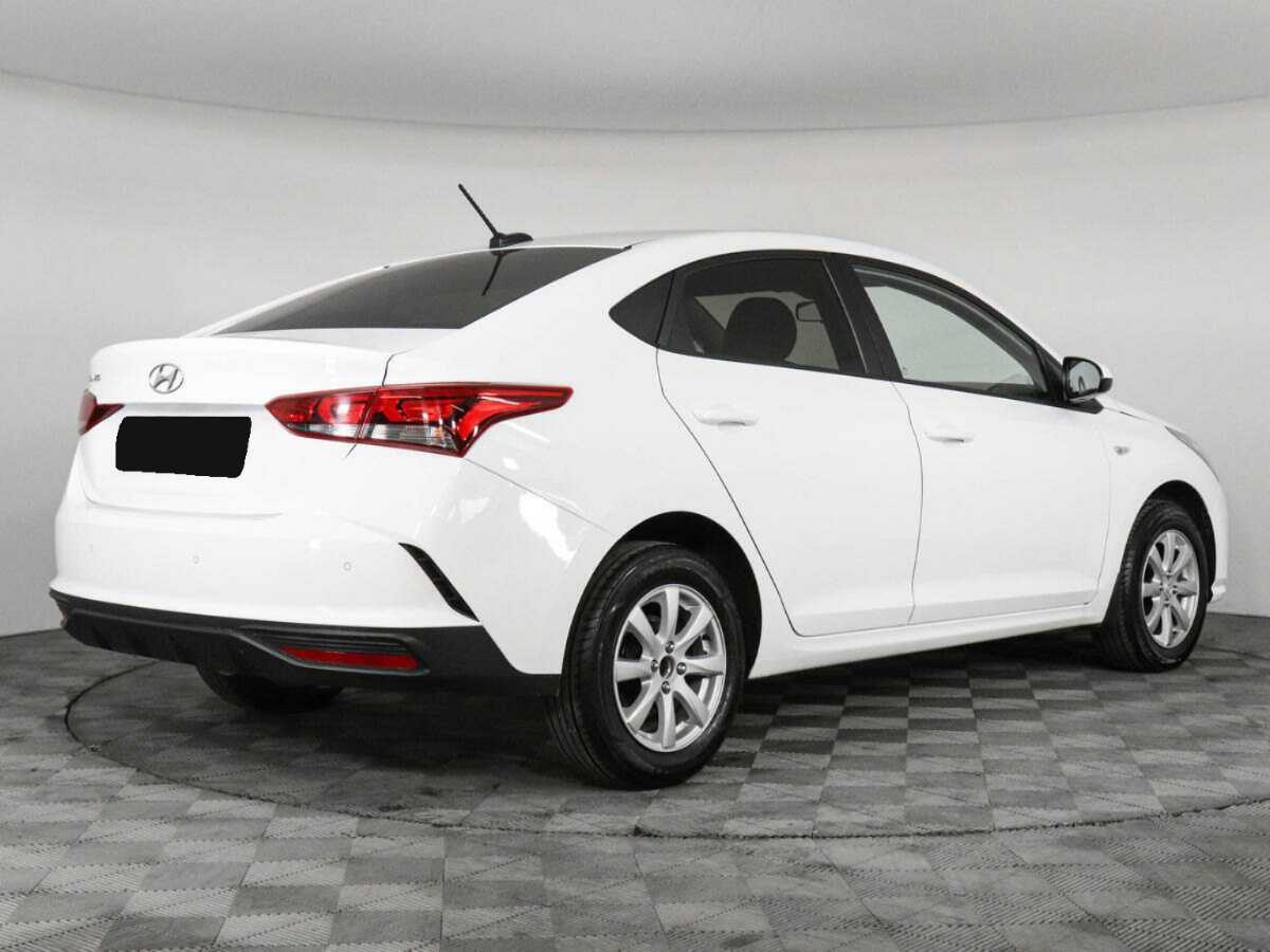 Купить Hyundai Solaris с пробегом. Фото: #4