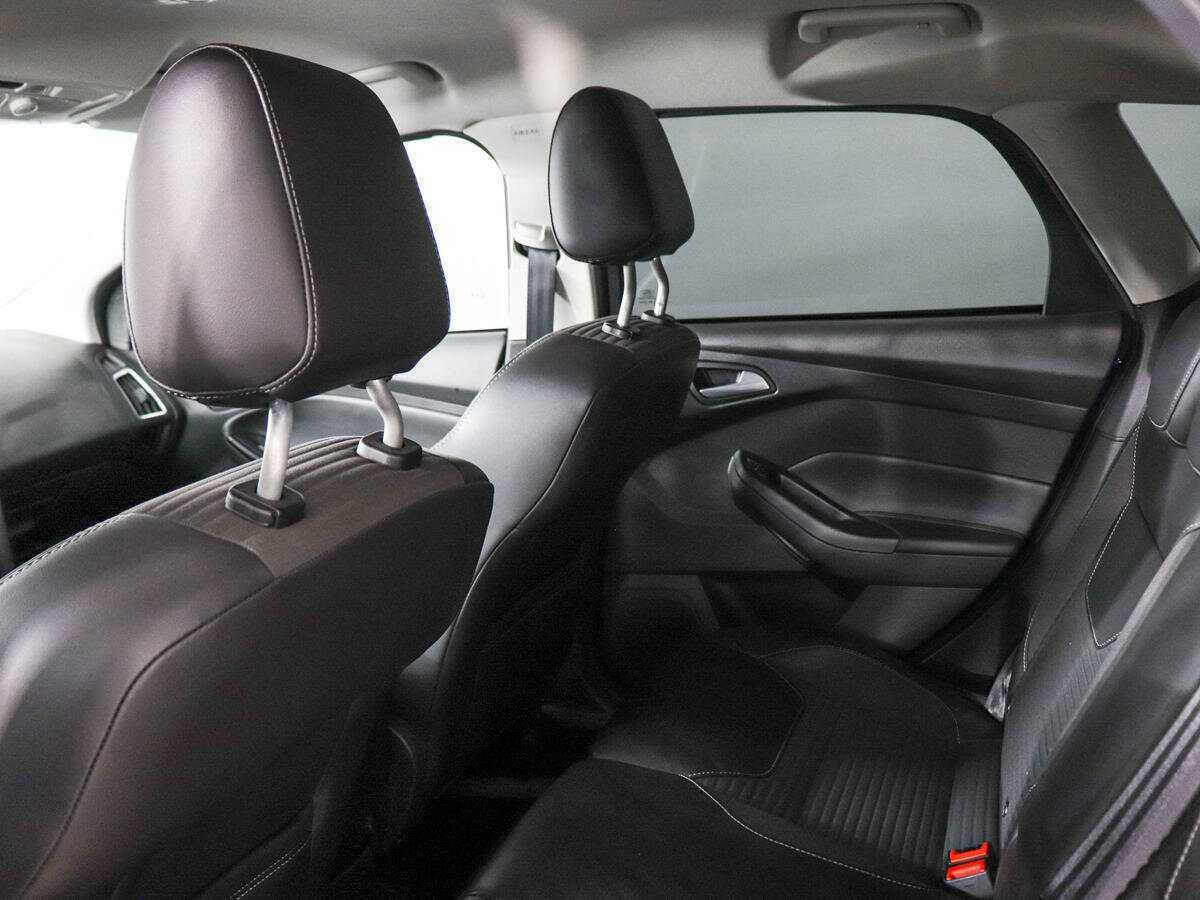 Купить Ford Focus с пробегом. Фото: #11