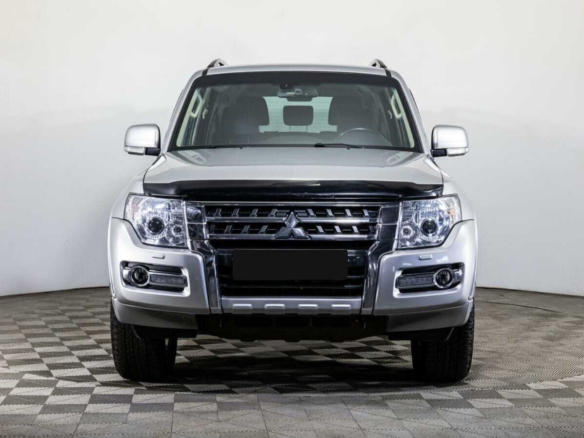 Купить Mitsubishi Pajero с пробегом. Фото: #1
