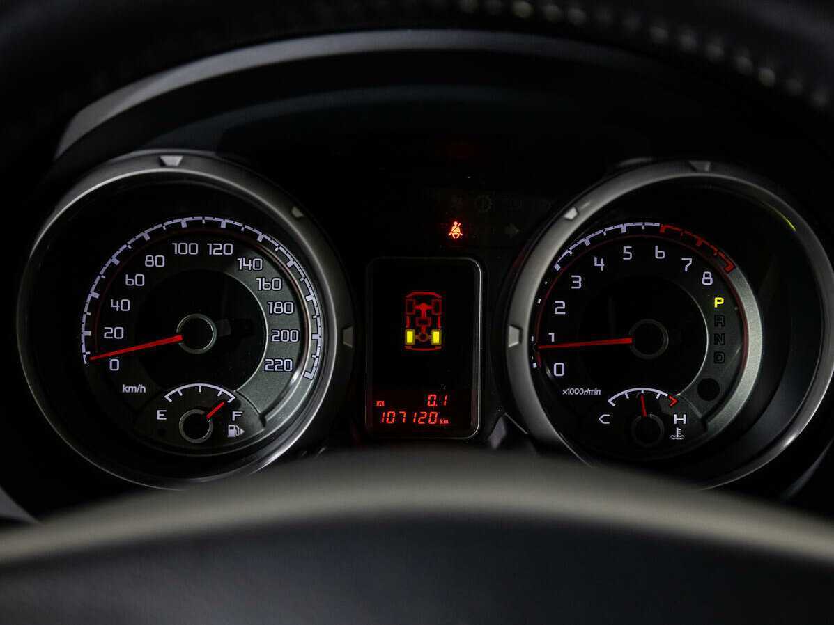 Купить Mitsubishi Pajero с пробегом. Фото: #11